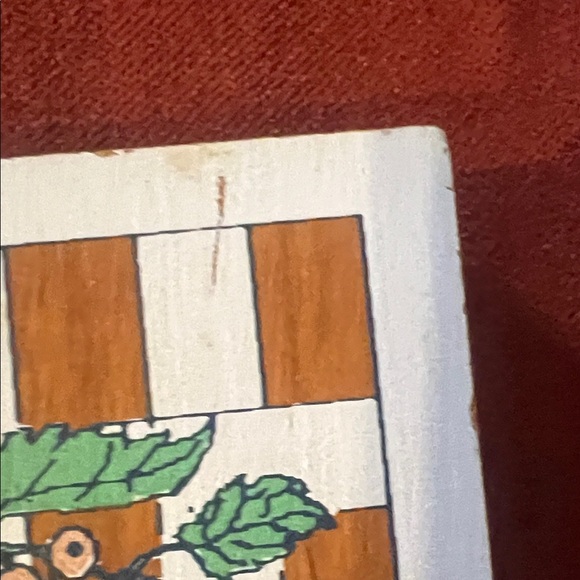 Charming Wooden Wall Art with Green and Brown Accents - Picture 3 of 4